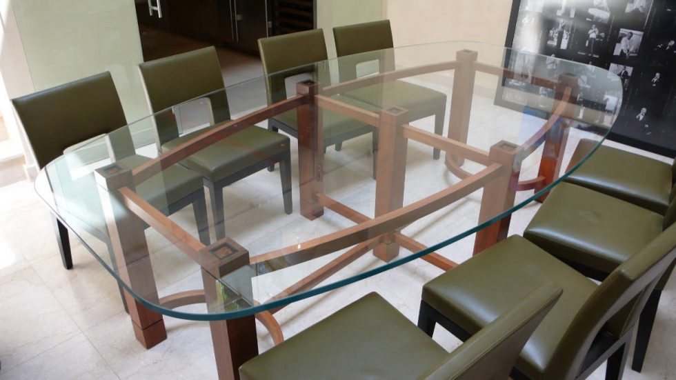 rounded glass table top