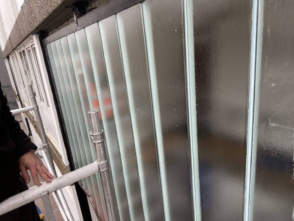 Profilit Glazing being installed