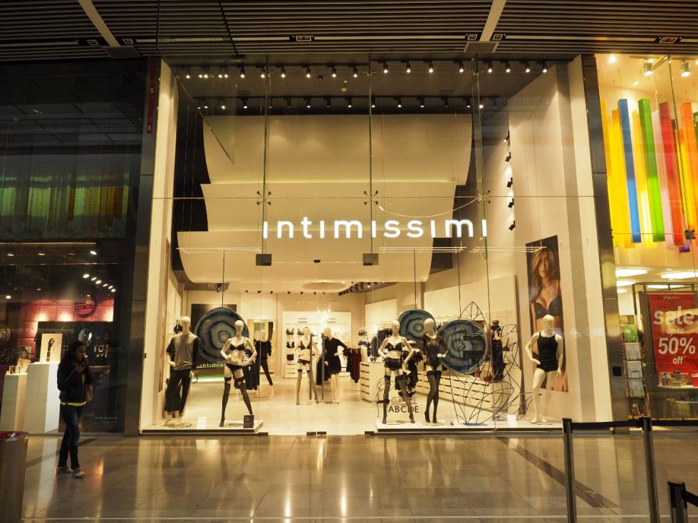 Intimissimi store front