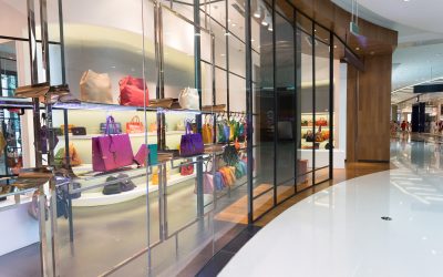 What Are the Benefits of a Glass Shopfront?